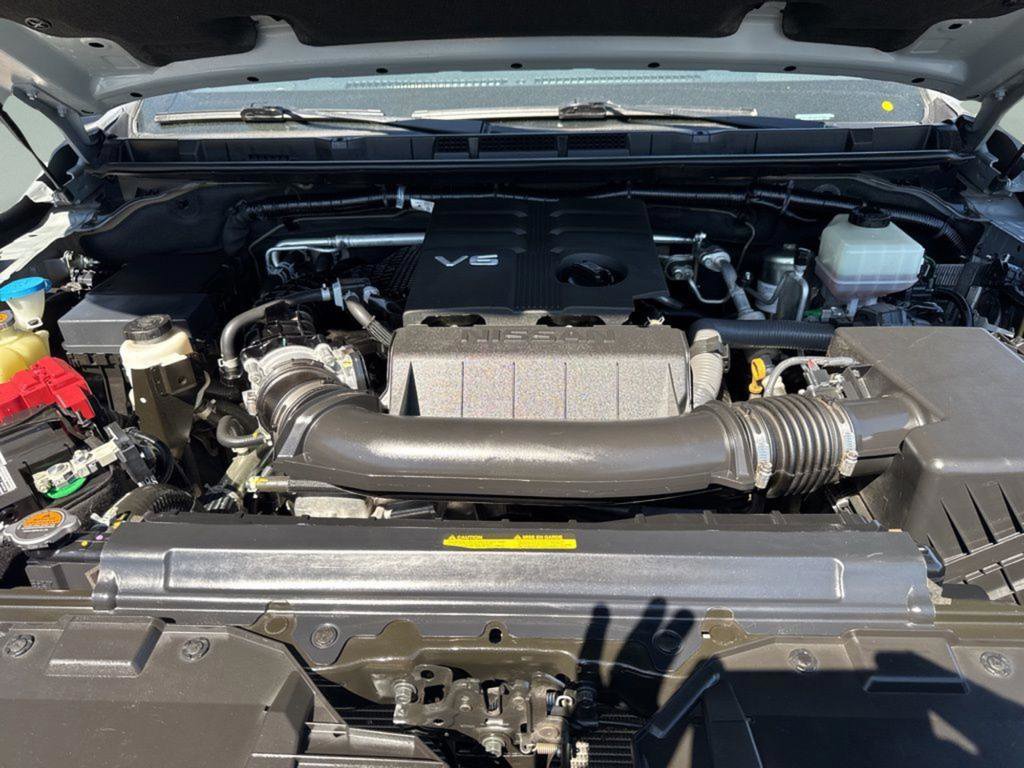 Used 2022 Nissan Frontier PRO-4X w/ Pro-4X Premium Package image 16