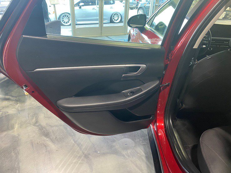 Used 2025 Hyundai Sonata SEL FWD image 15