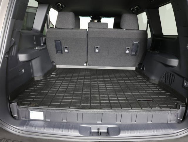 Used 2025 Toyota Land Cruiser image 9