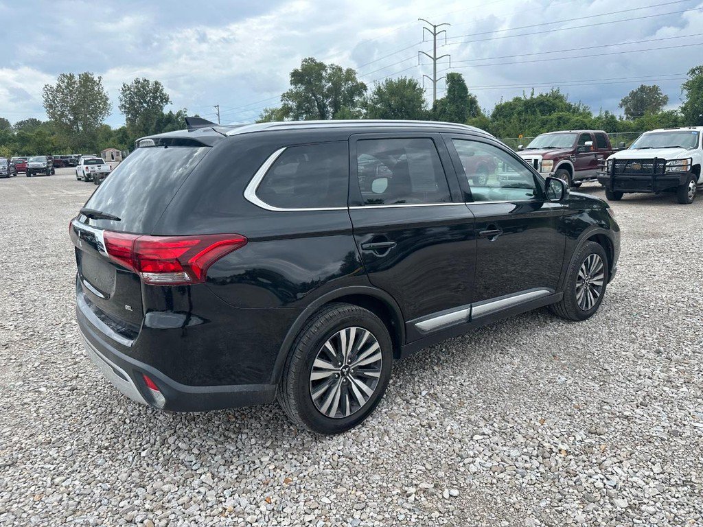 Used 2020 Mitsubishi Outlander SEL AWD/4WD image 3