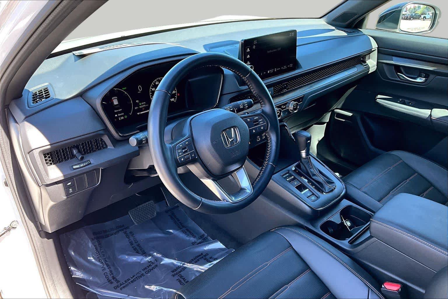 Used 2025 Honda CR-V Sport-L image 17