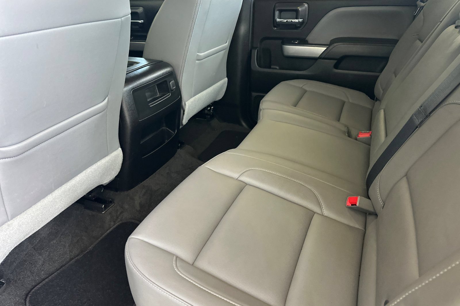 Used 2018 Chevrolet Silverado 2500 LTZ w/ Duramax Plus Package AWD/4WD image 12