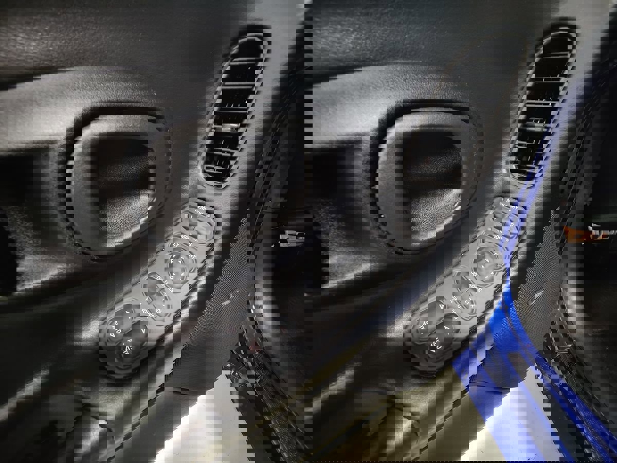 Used 2003 Chevrolet Corvette Convertible w/ Preferred Equipment Group1 image 24