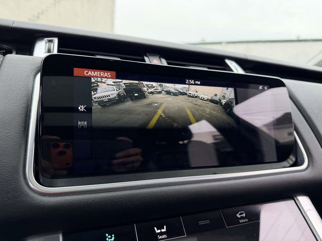 Used 2020 Land Rover Range Rover Sport HSE image 36