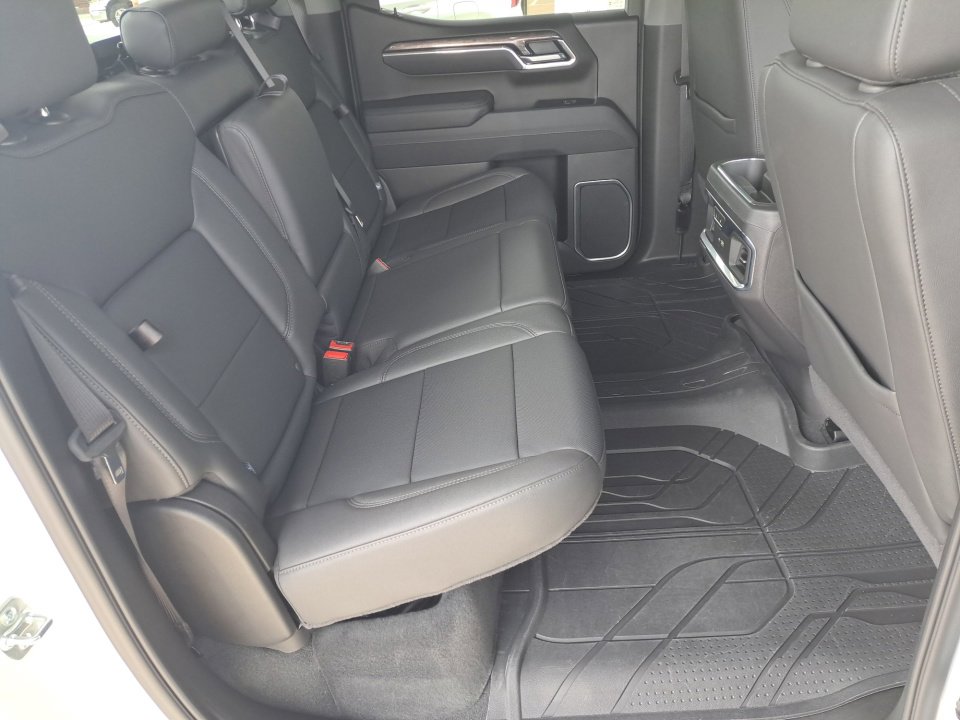 Certified 2025 Chevrolet Silverado 1500 LTZ w/ LTZ Convenience Package II image 14