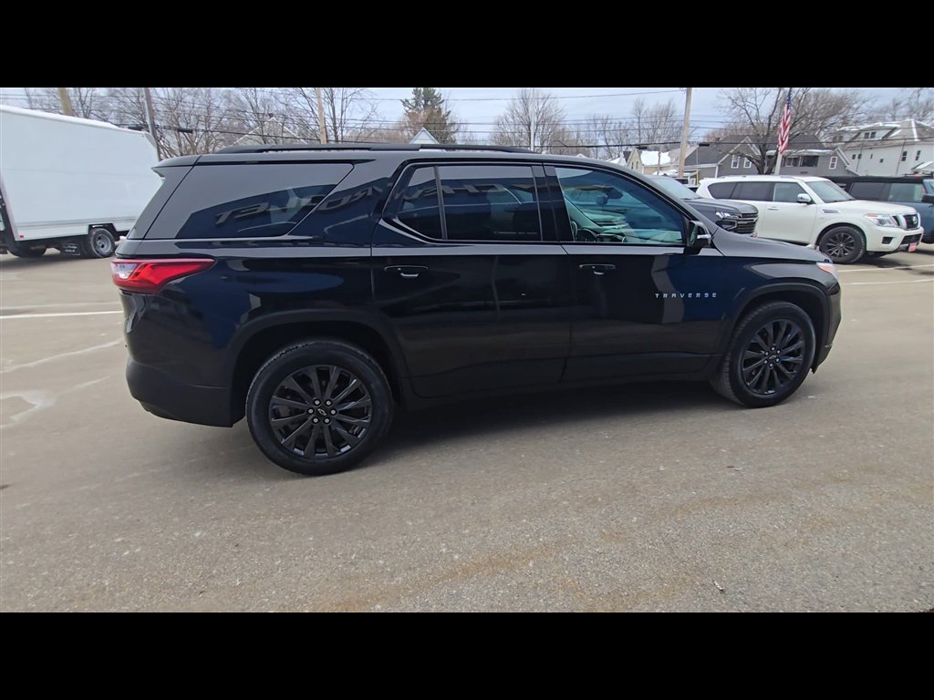 Used 2021 Chevrolet Traverse RS w/ LPO, Floor Liner Package image 9