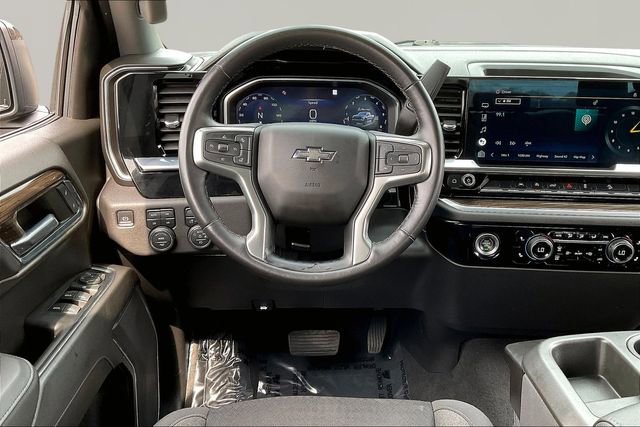 Used 2022 Chevrolet Silverado 1500 LT Trail Boss image 8