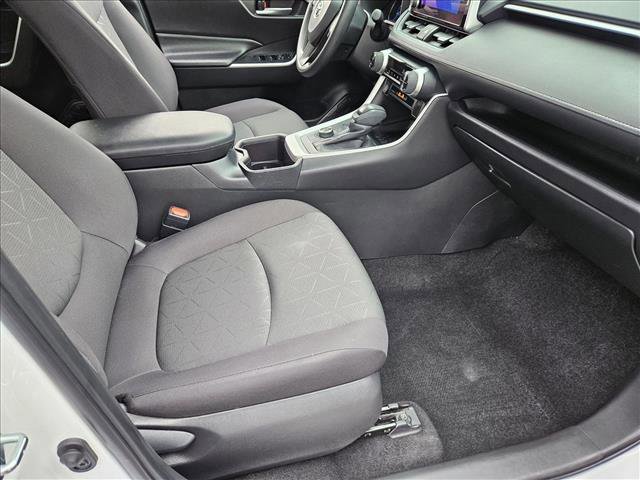 Used 2024 Toyota RAV4 XLE image 19
