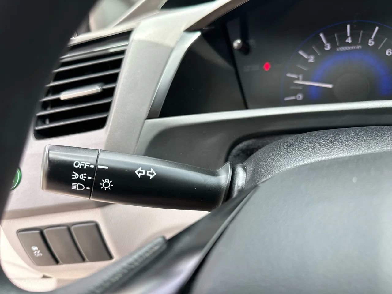 Used 2012 Honda Civic LX image 27