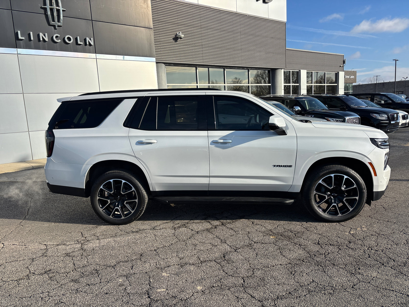 Used 2025 Chevrolet Tahoe RST w/ Comfort Package image 8