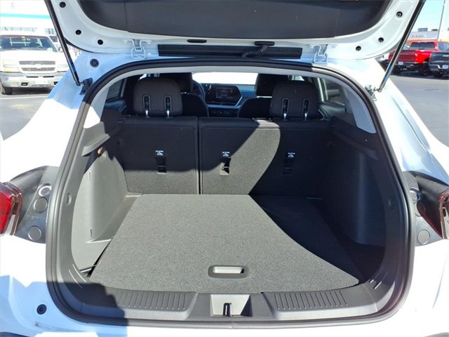 New 2026 Chevrolet Trax LS w/ LS Convenience Package image 4