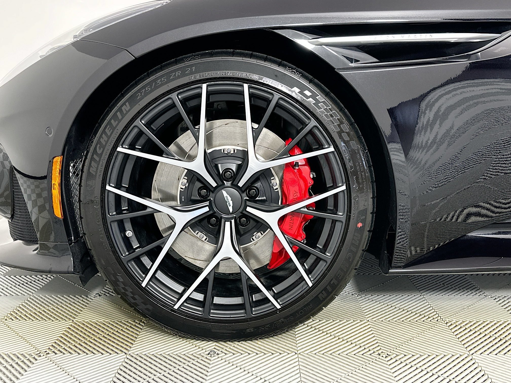 New 2026 Aston Martin DB12 Convertible RWD image 9