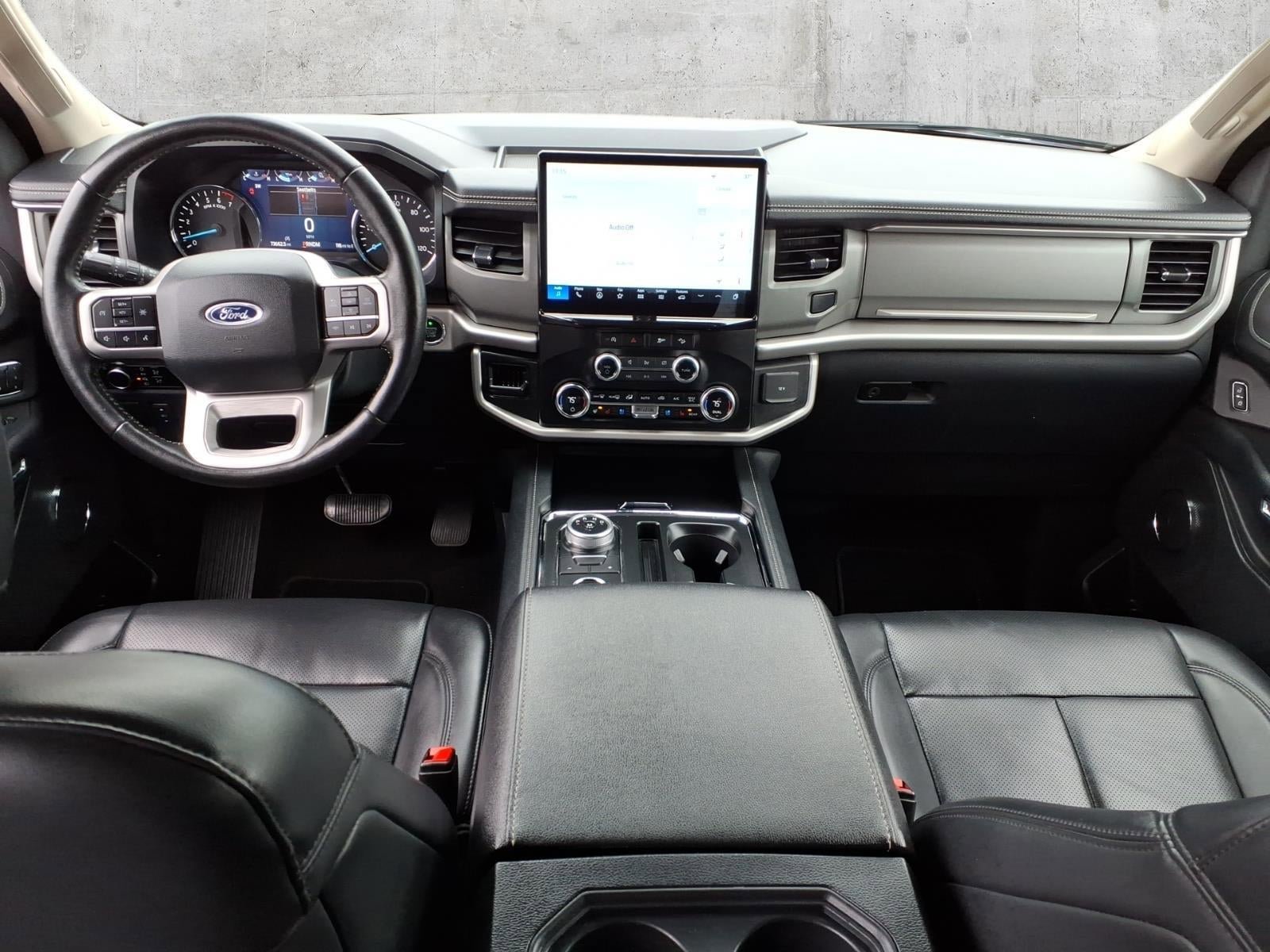 Used 2024 Ford Expedition XLT AWD/4WD image 5
