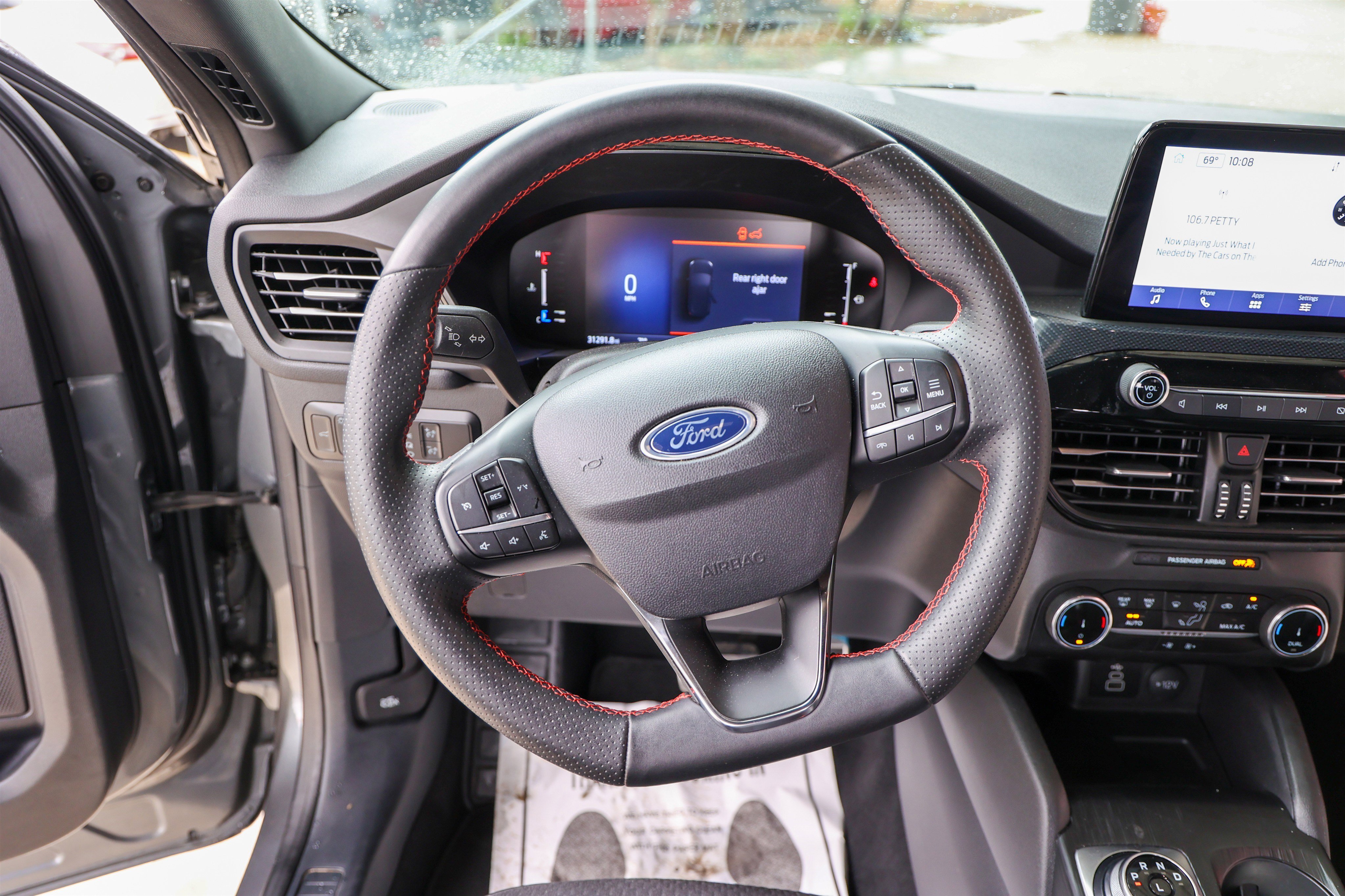 Used 2024 Ford Escape ST-Line image 43