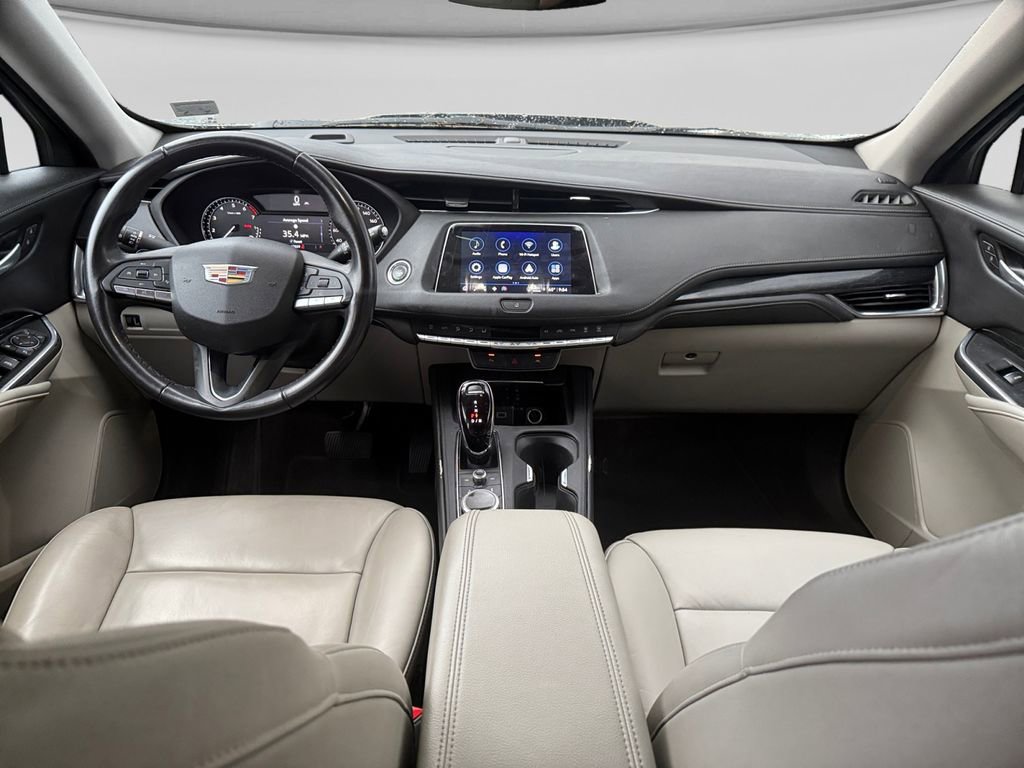 Used 2023 Cadillac XT4 Premium Luxury FWD image 15