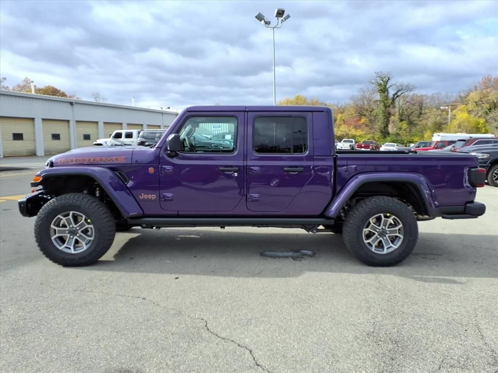 New 2026 Jeep Gladiator Mojave AWD/4WD image 7