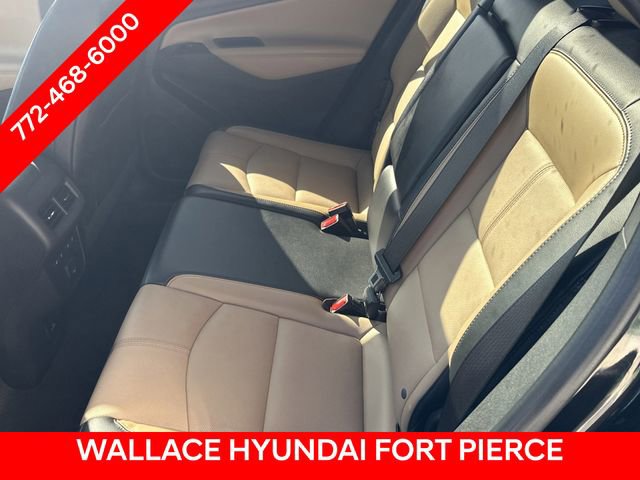 Used 2023 Chevrolet Equinox Premier image 16