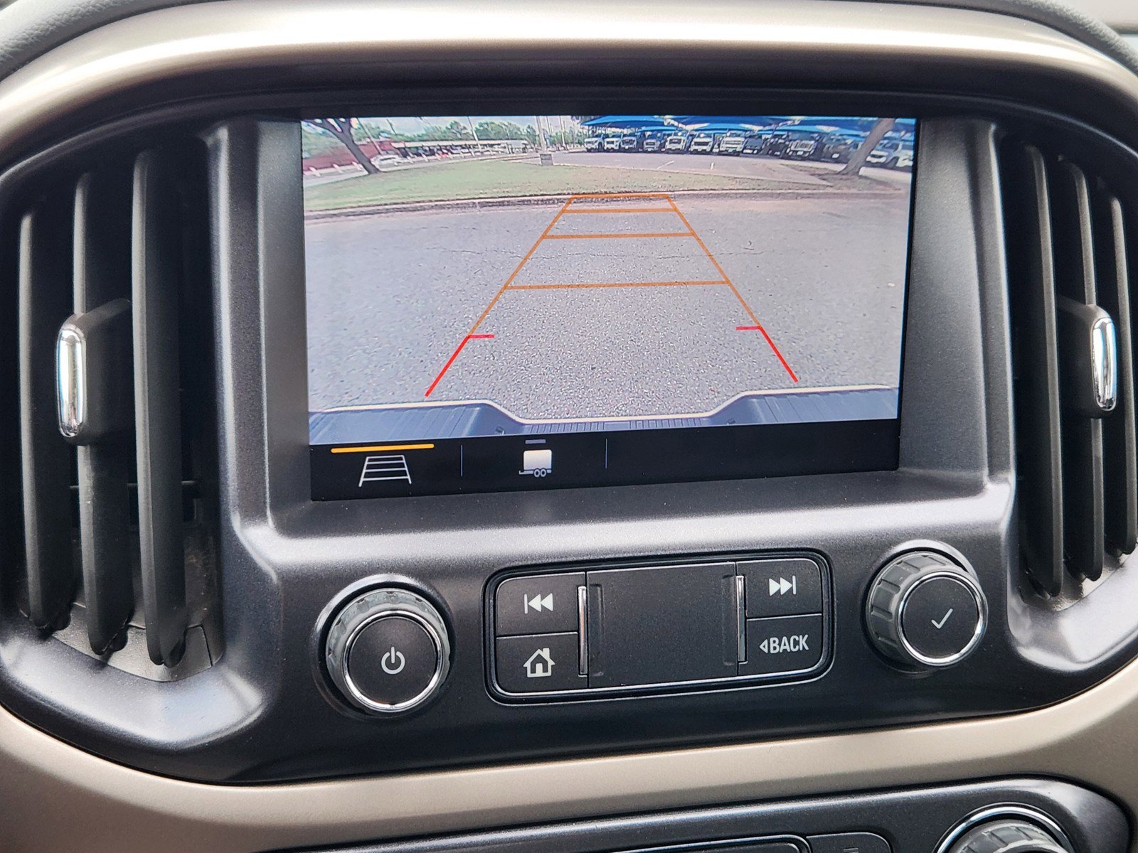 Used 2021 Chevrolet Colorado Z71 image 7