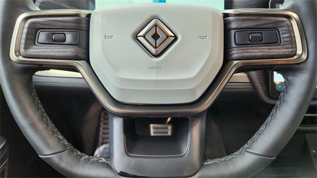 Used 2024 Rivian R1S Launch Edition image 45