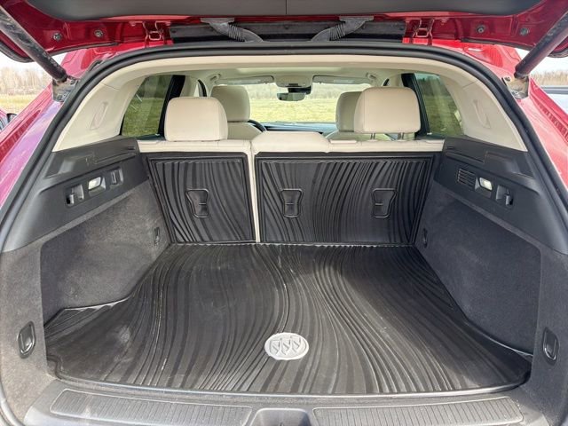 Used 2023 Buick Envision Avenir AWD/4WD image 13