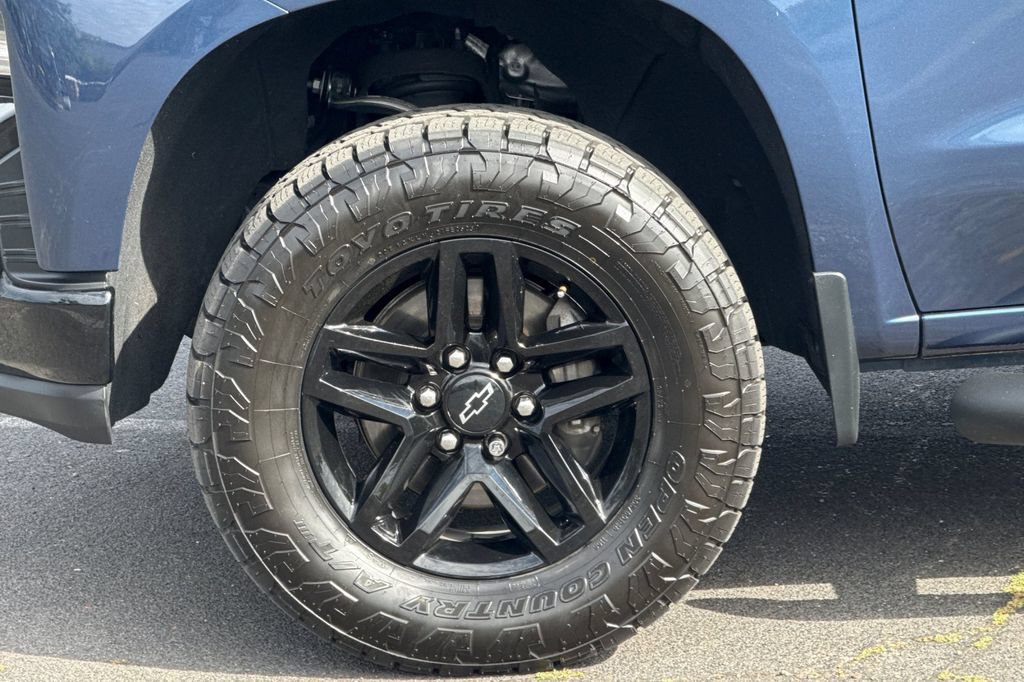 Used 2021 Chevrolet Silverado 1500 LT Trail Boss w/ Convenience Package II AWD/4WD image 25