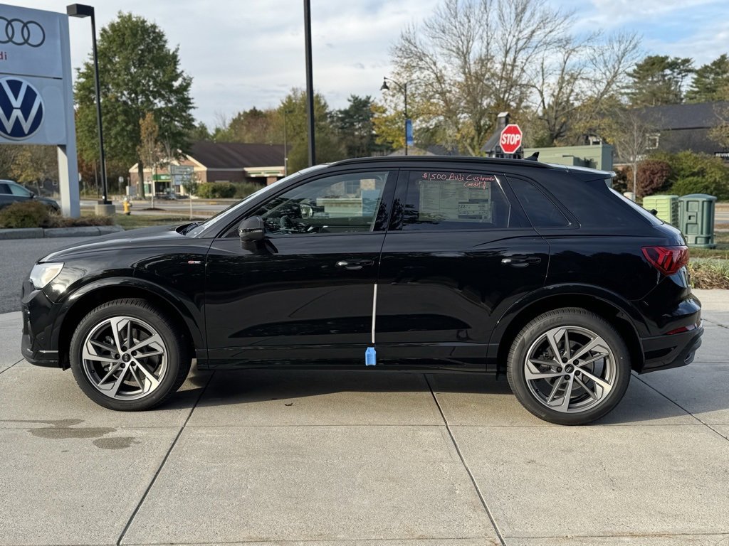New 2025 Audi Q3 2.0T Premium image 15