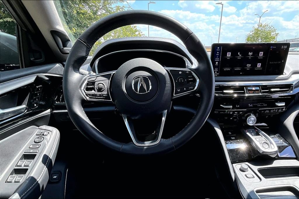 Certified 2026 Acura MDX w/ Technology Package FWD image 6