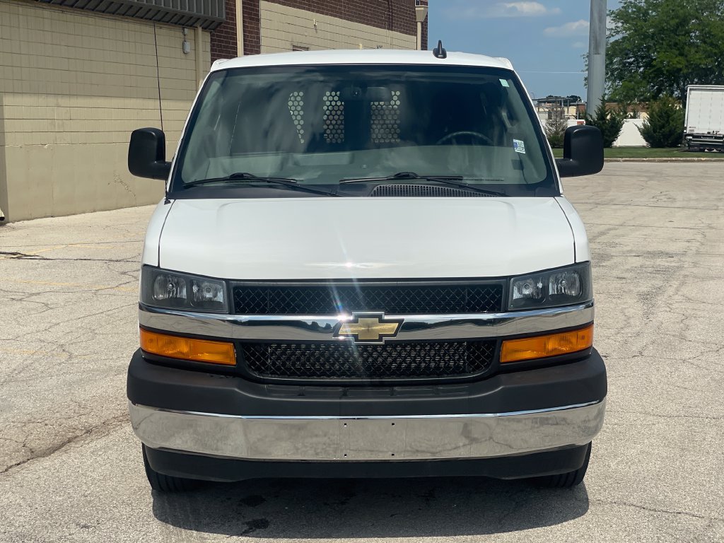 Used 2024 Chevrolet Express 2500 w/ Driver Convenience Package RWD image 8