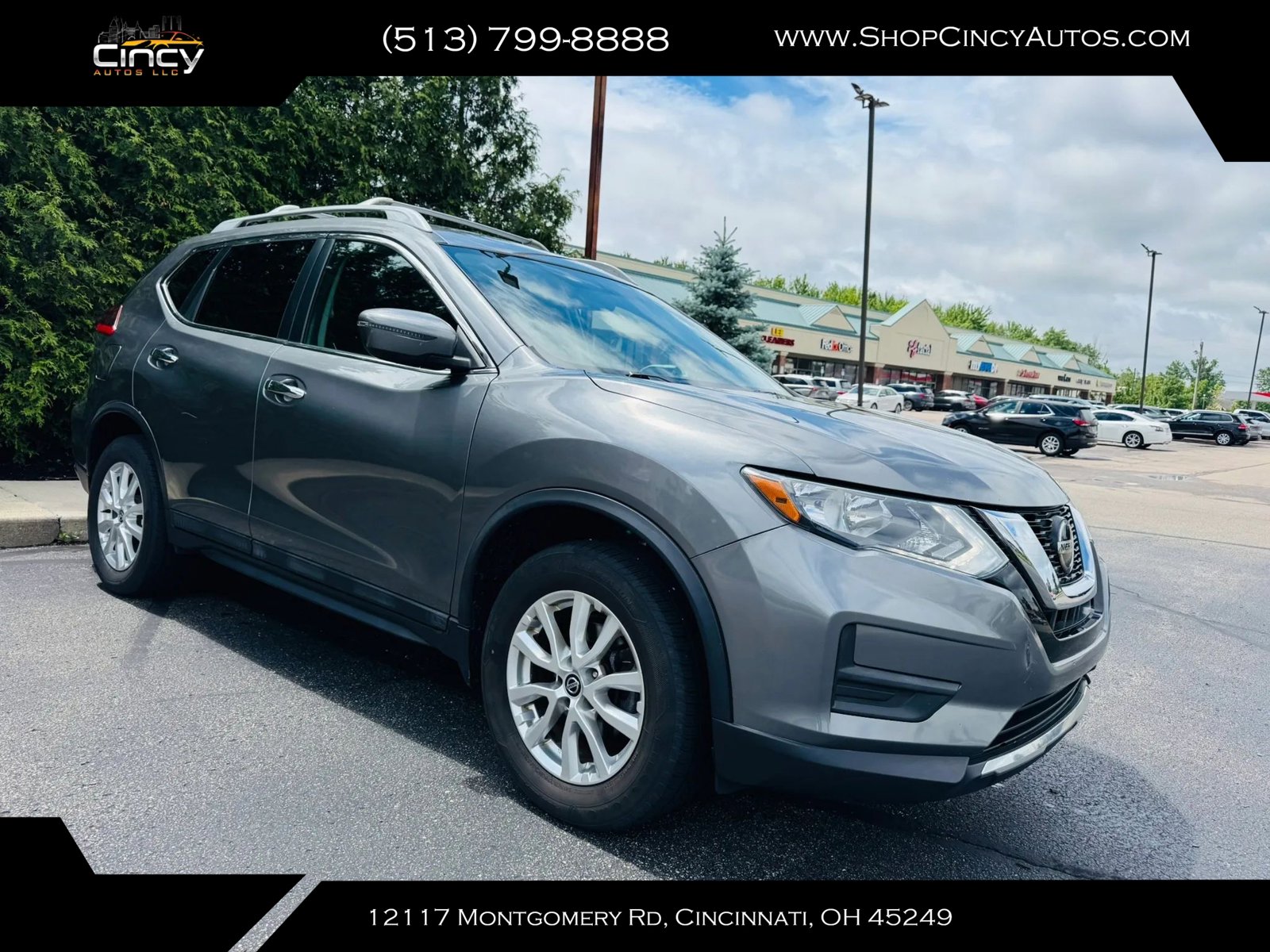 Used 2018 Nissan Rogue SV AWD/4WD image 2