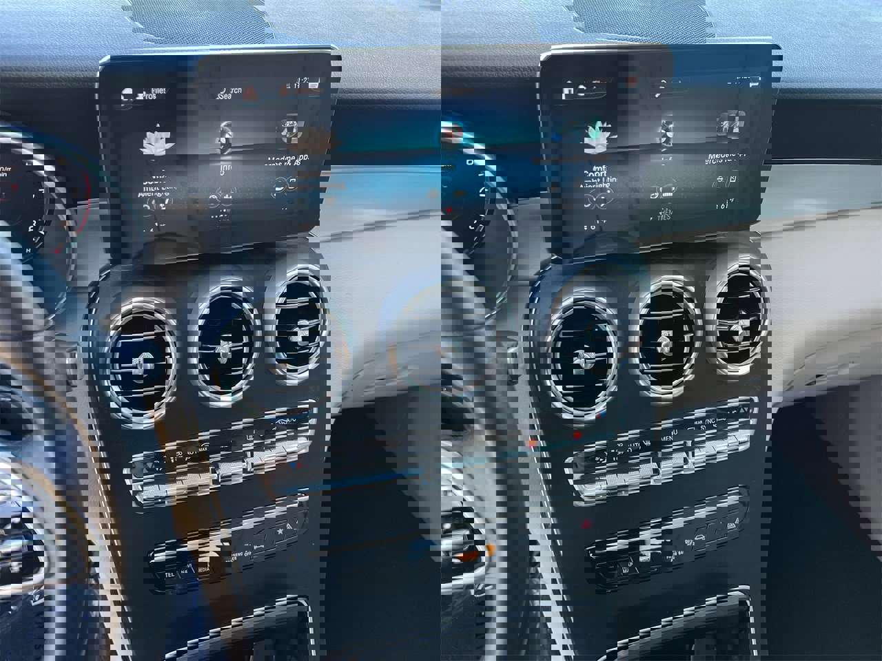 Used 2022 Mercedes-Benz GLC 300 image 16