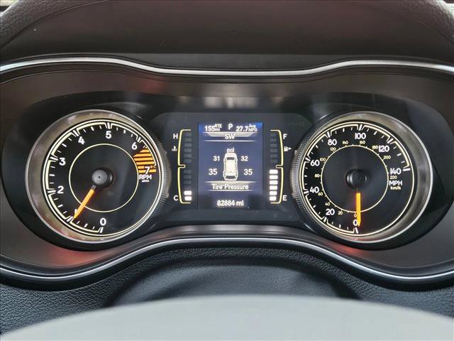 Used 2020 Jeep Cherokee Latitude Plus image 11