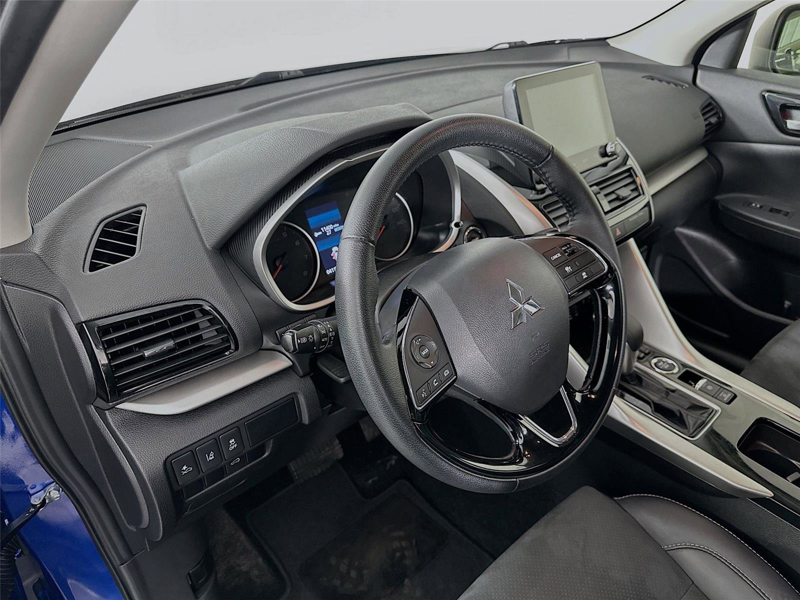 Used 2025 Mitsubishi Eclipse Cross SE AWD/4WD image 24