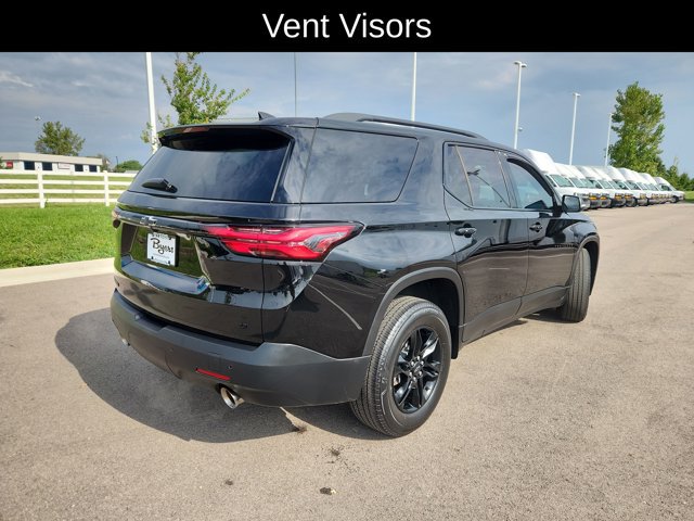 Used 2023 Chevrolet Traverse LT FWD image 9