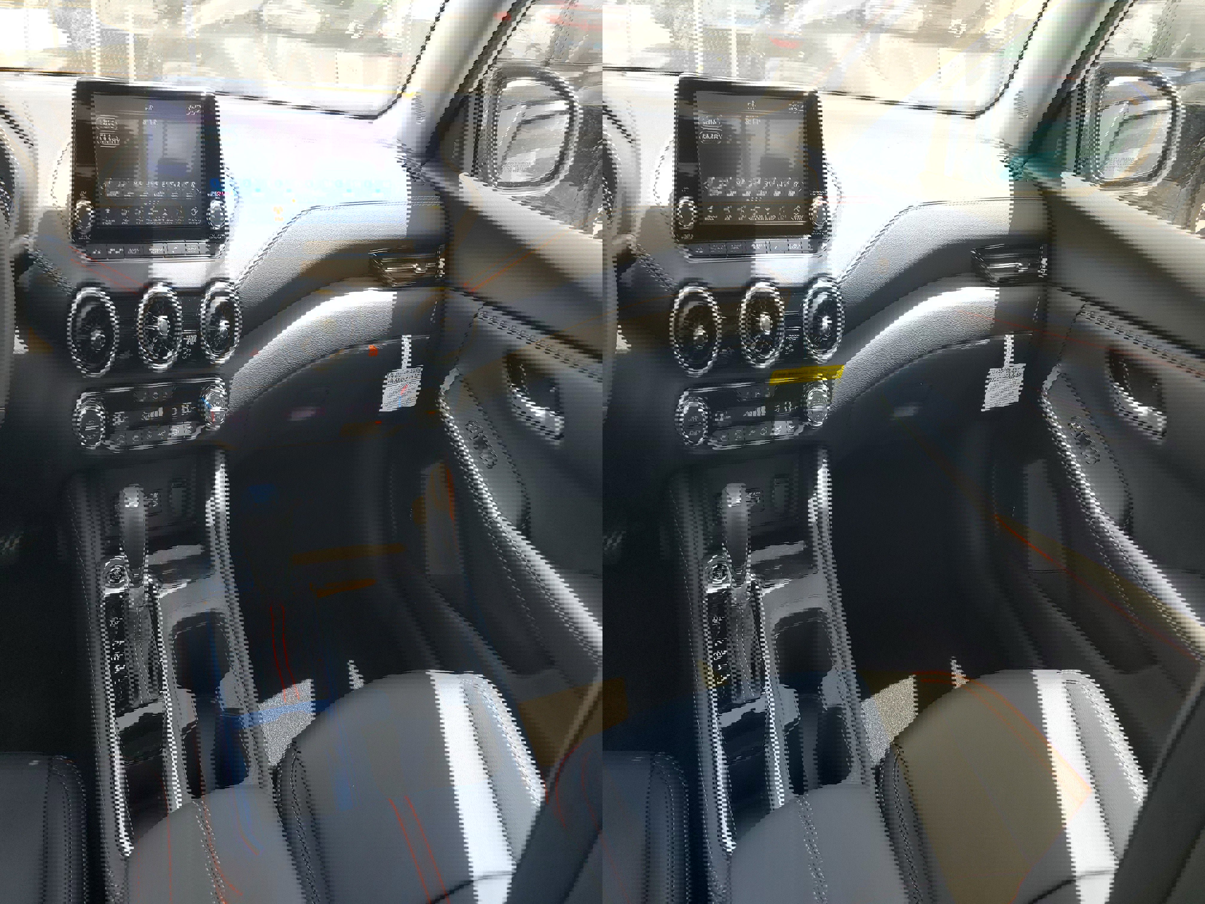 New 2025 Nissan Sentra SR w/ SR Premium Package image 14