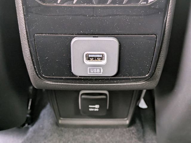 New 2026 Jeep Compass Latitude AWD/4WD image 15
