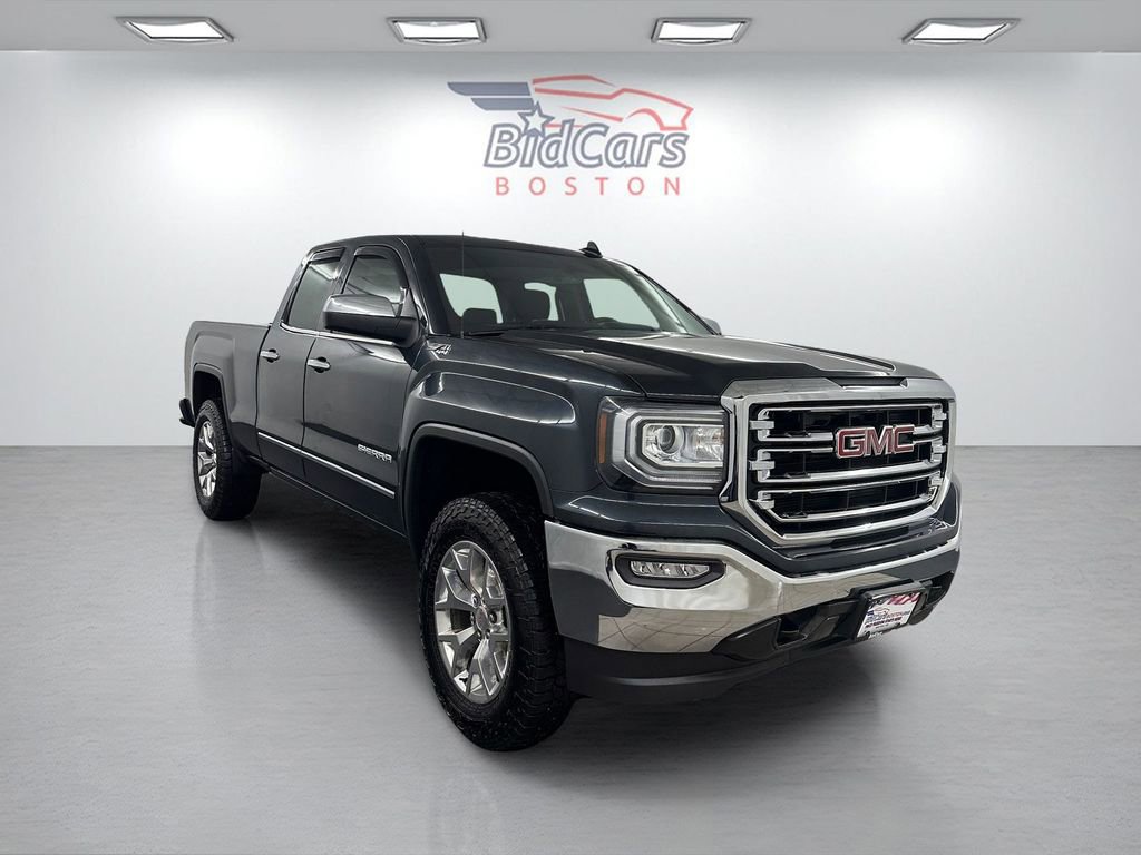 Used 2018 GMC Sierra 1500 SLT w/ SLT Premium Package image 3