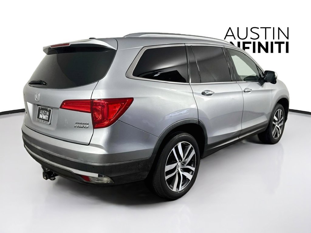 Used 2016 Honda Pilot Touring image 7