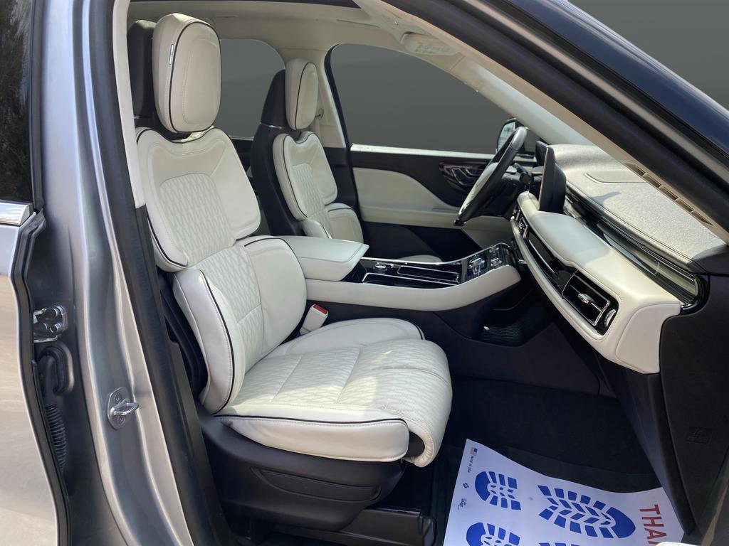 Used 2023 Lincoln Aviator Black Label w/ Dynamic Handling Package AWD/4WD image 42