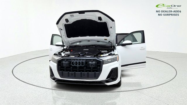 Used 2025 Audi Q7 3.0T Prestige w/ Prestige Package AWD/4WD image 12