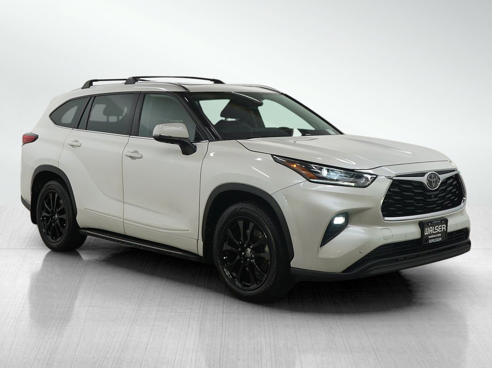Used 2020 Toyota Highlander Limited image 7