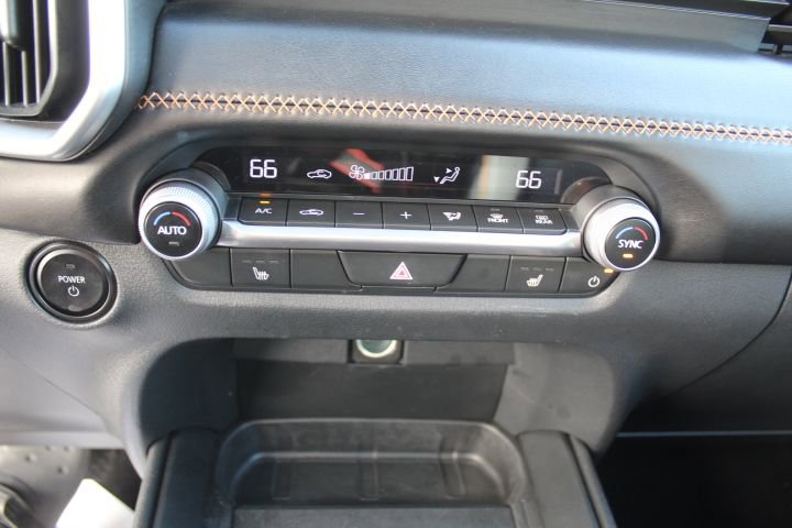 Certified 2025 MAZDA CX-50 AWD 2.5 Hybrid w/ Premium Pkg image 23