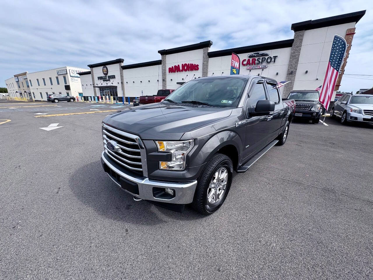 Used 2017 Ford F150 XLT w/ Equipment Group 302A Luxury AWD/4WD image 40