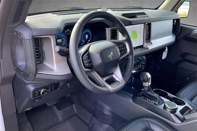 New 2025 Ford Bronco Outer Banks image 5