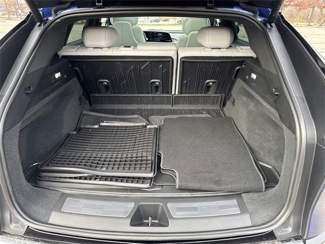 Certified 2024 Cadillac Lyriq Luxury image 5