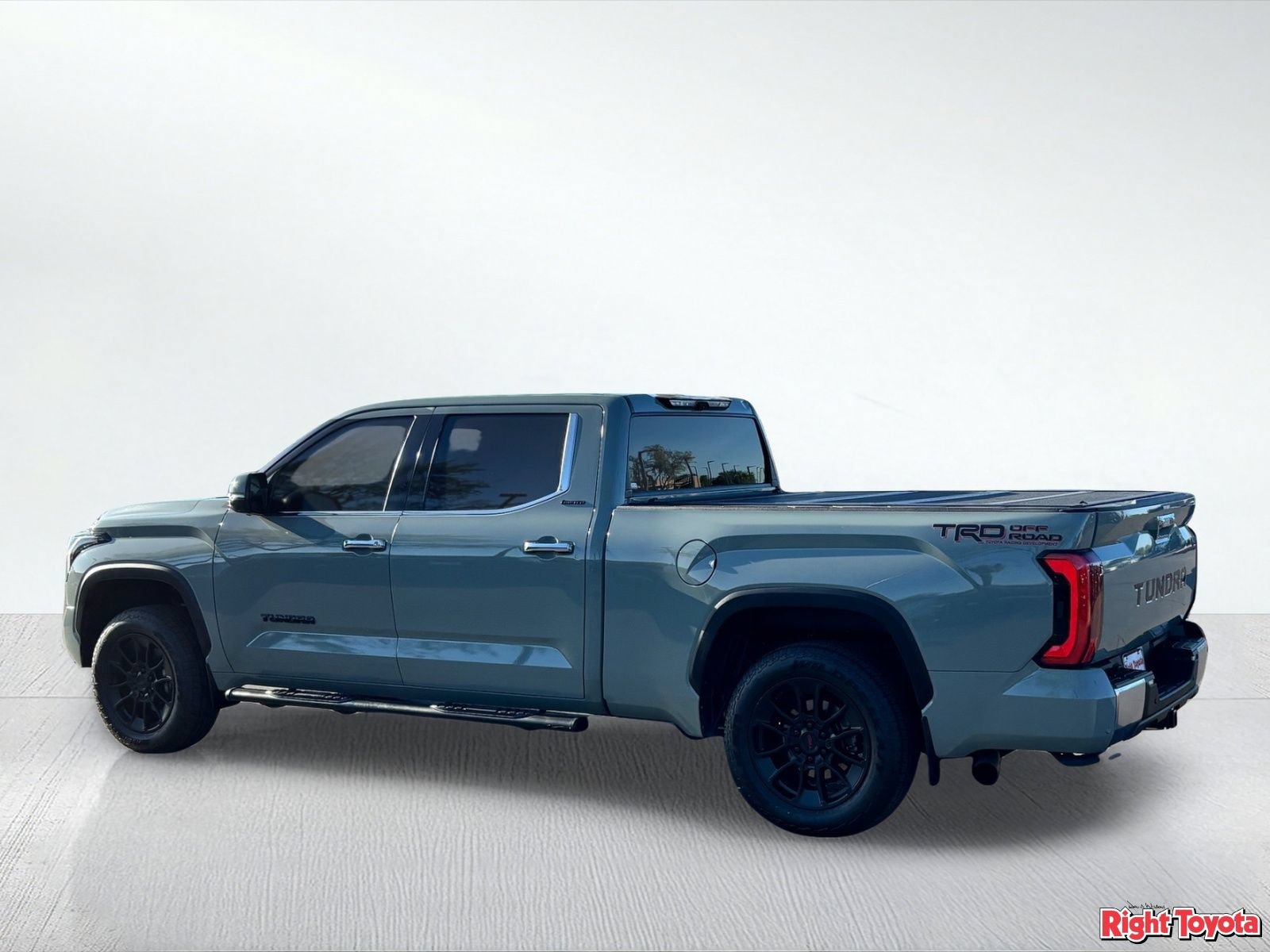 Used 2022 Toyota Tundra Limited w/ TRD Off-Road Package RWD image 4