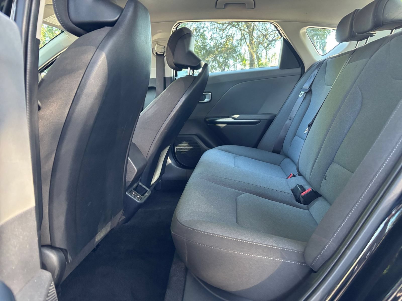 Used 2025 Kia K4 FWD image 25