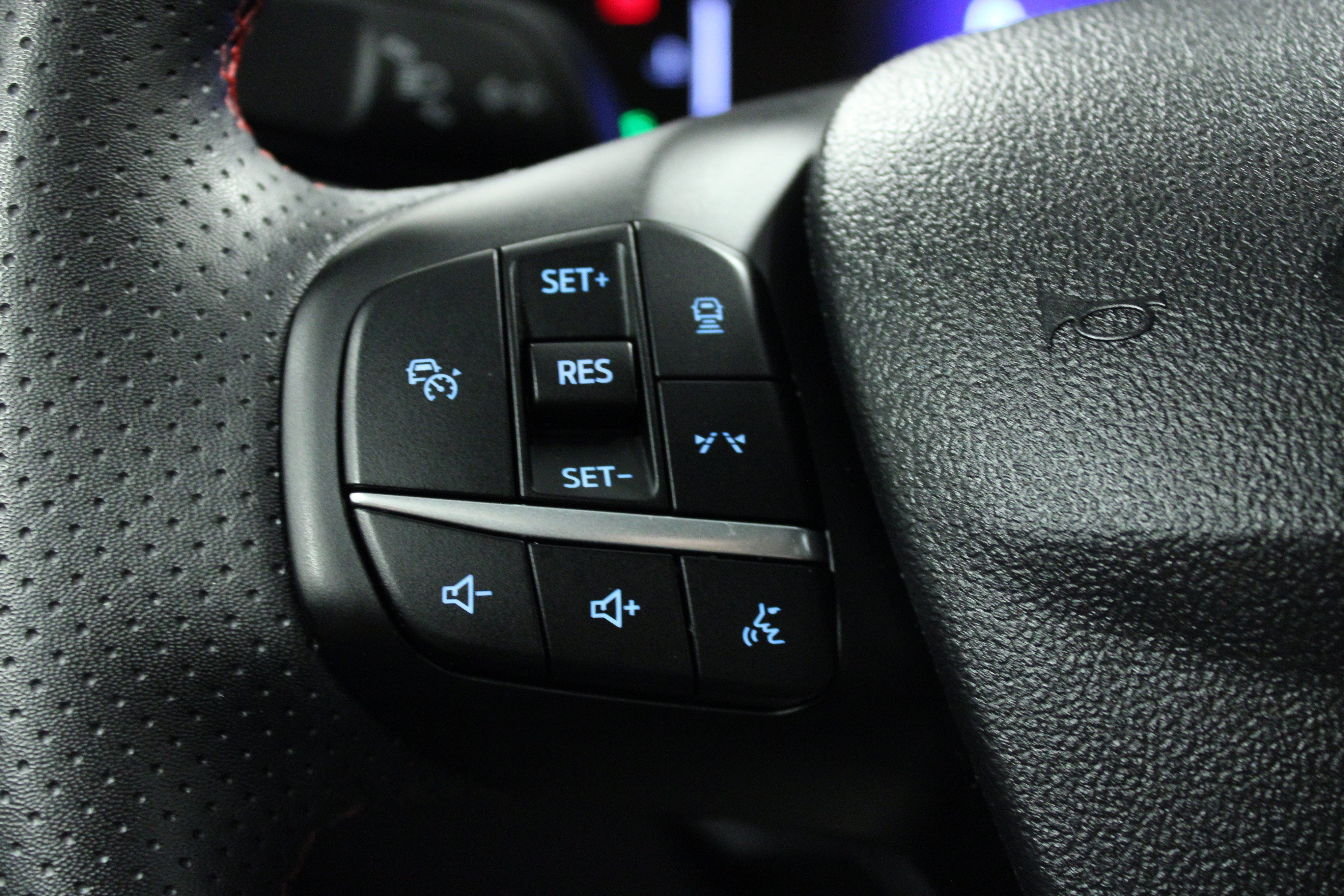 Used 2024 Ford Escape ST-Line w/ Tech Pack #1 FWD image 20