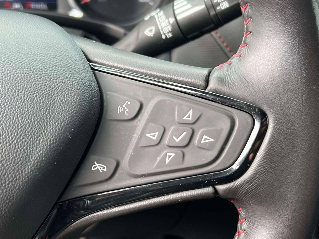 Used 2022 Chevrolet Equinox RS w/ LPO, Floor Liner Package AWD/4WD image 21