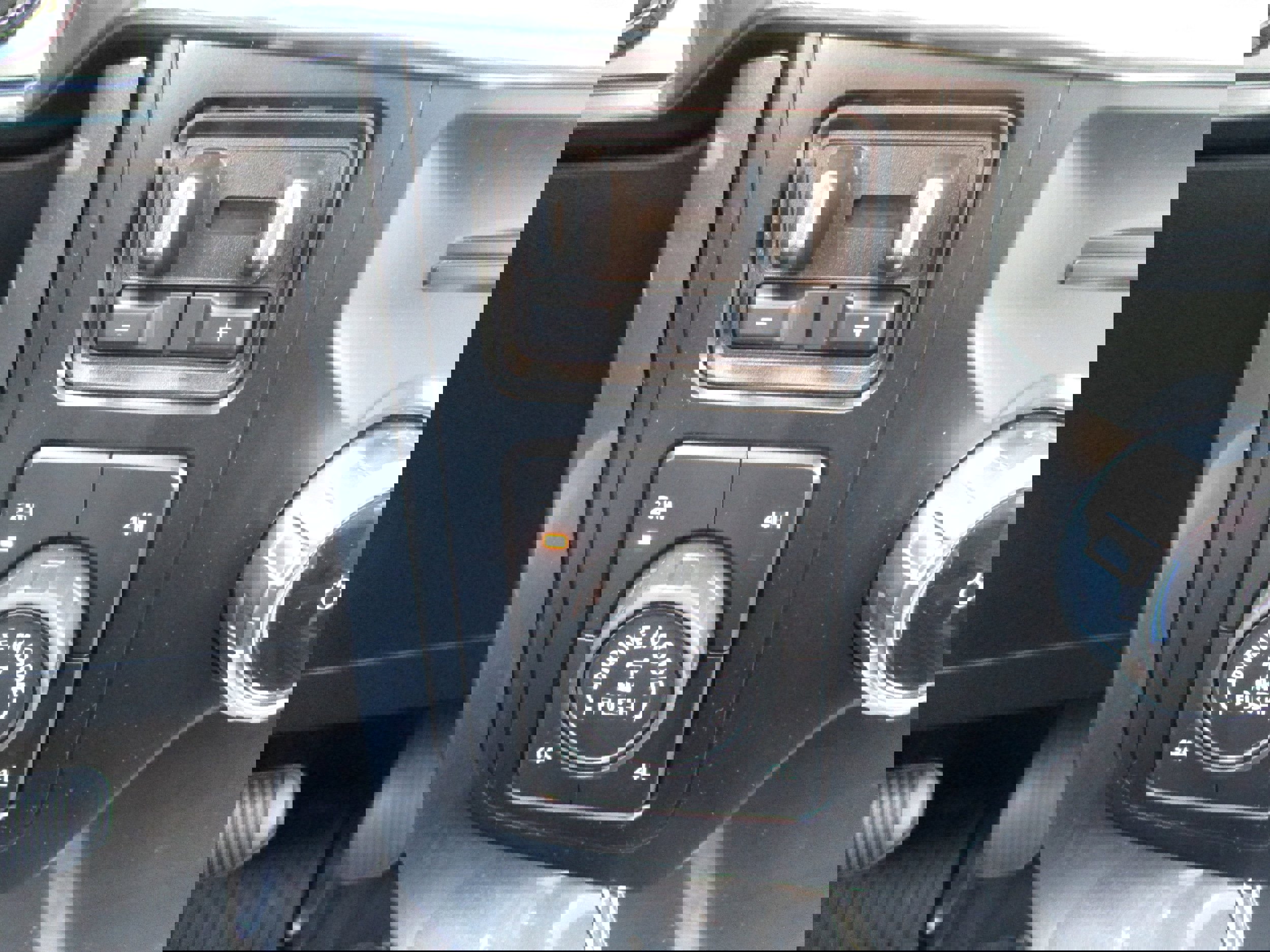 Used 2023 Ford F150 Lariat w/ Equipment Group 502A High image 38