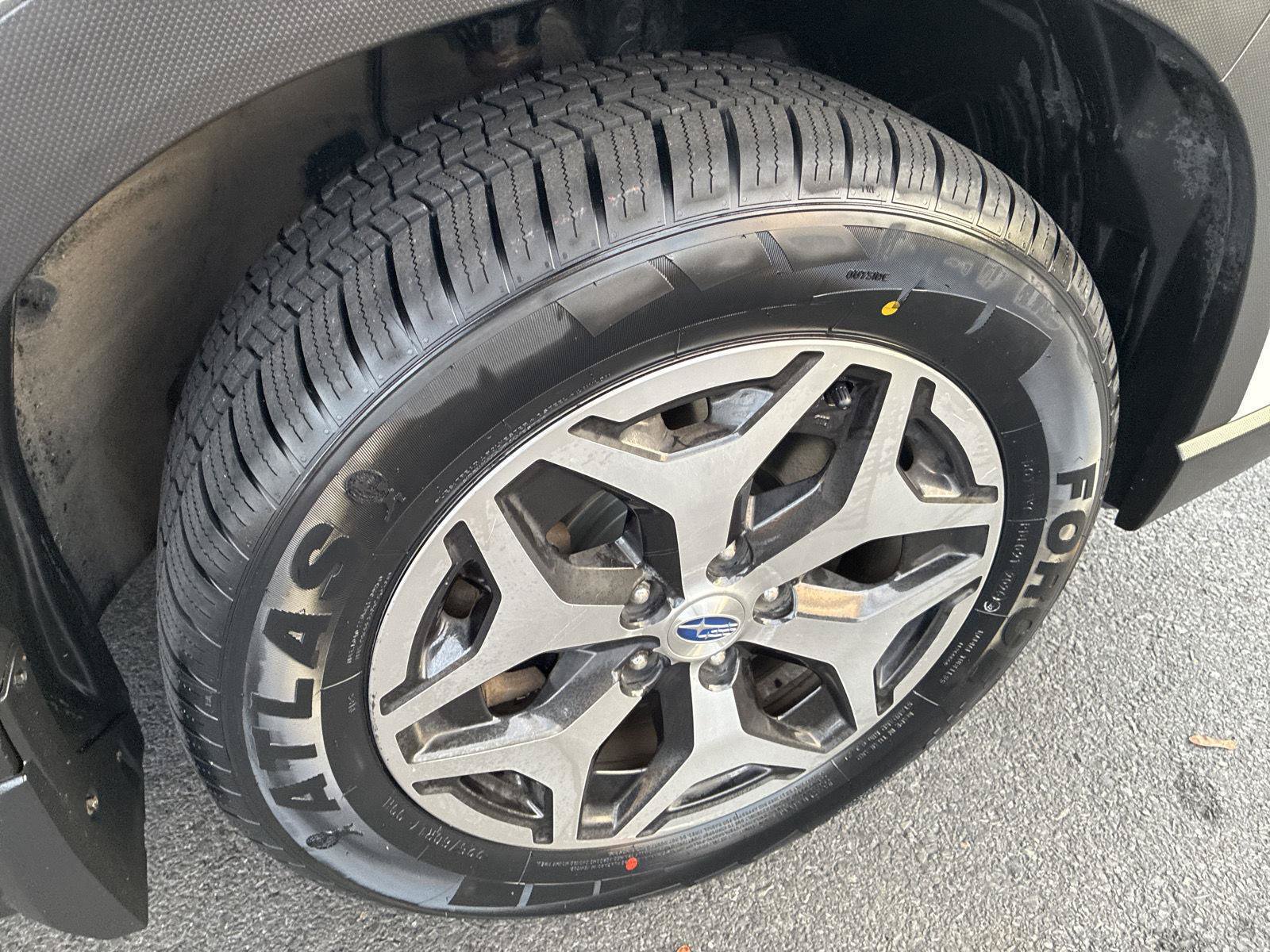Used 2019 Subaru Forester Premium AWD/4WD image 9